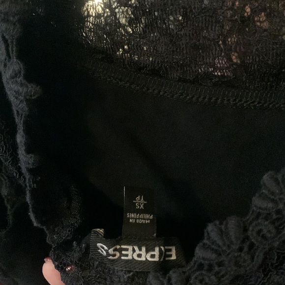 Express top woman’s size XS black lace - Picture 4 of 6